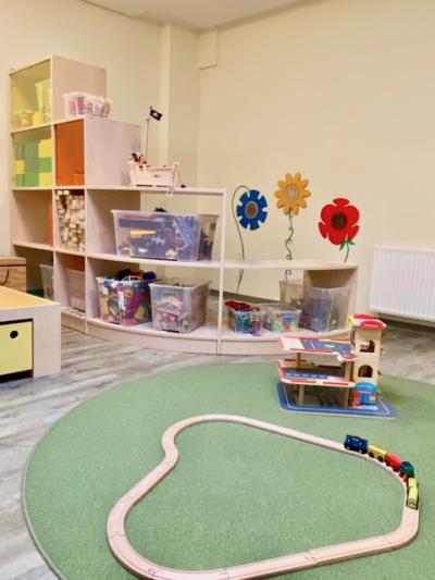 IMG_1295 Spielzimmer mit Eisenbahn